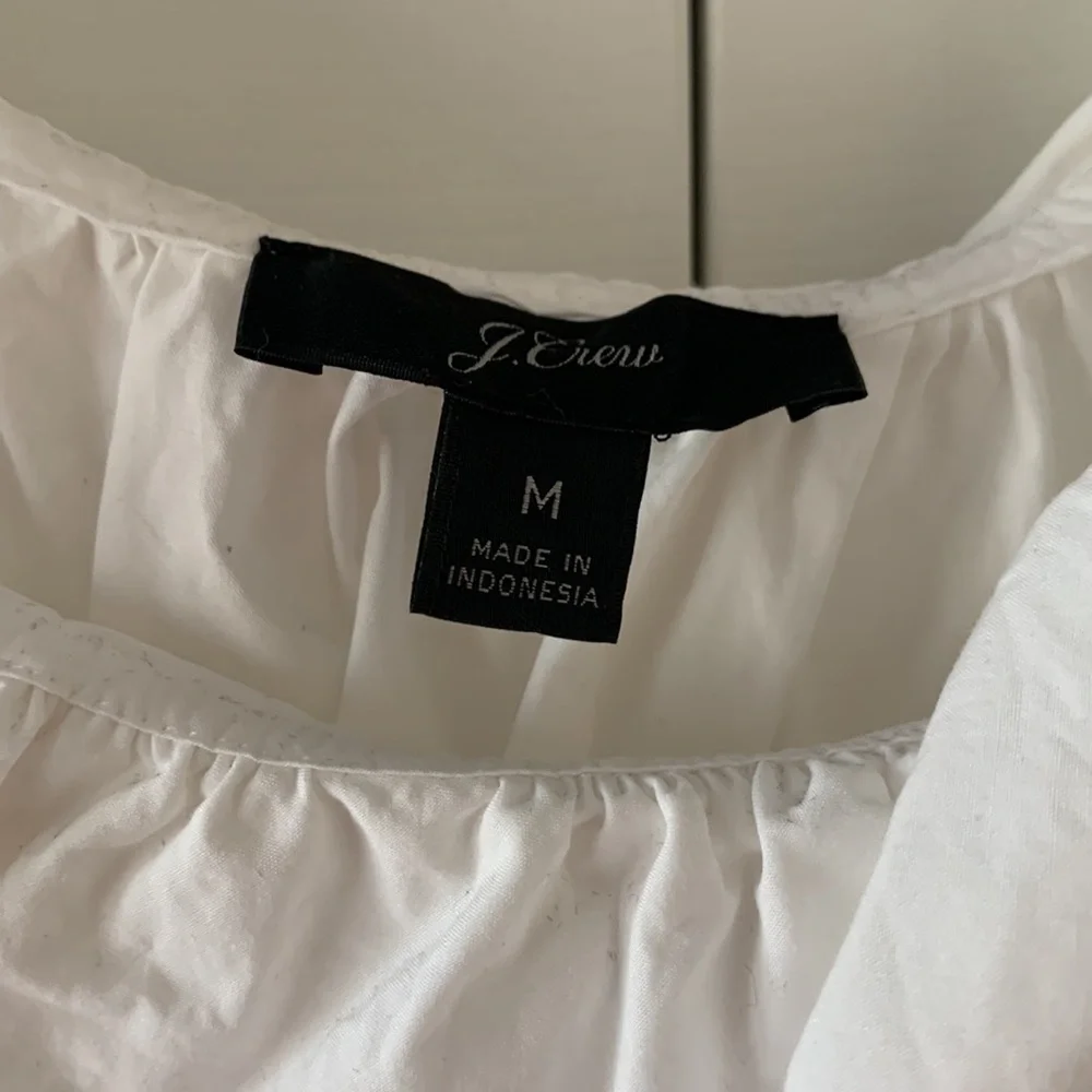 J Crew Poplin Sleeveless Blouse - Picture 2 of 2